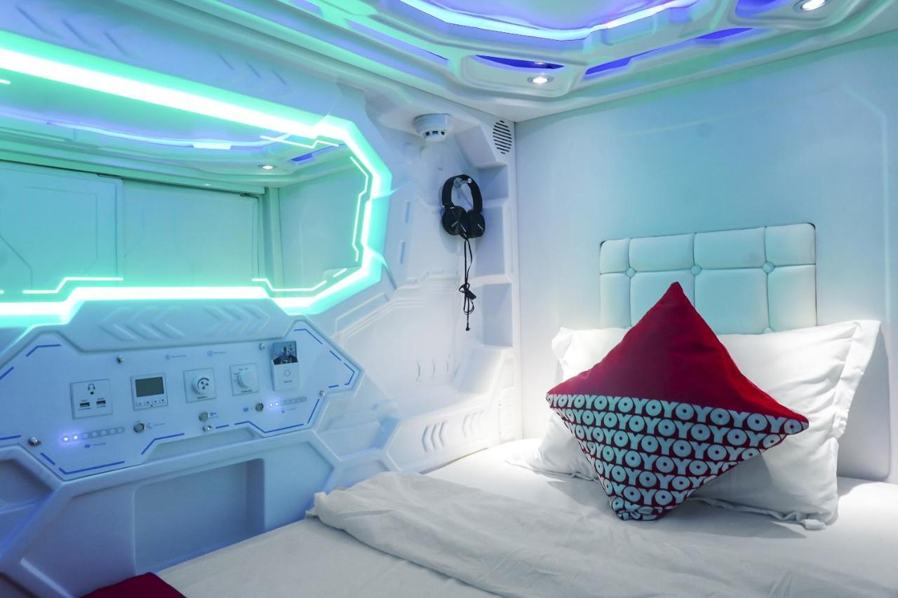 Super Oyo 91328 Fiducia Capsule Hotel Jakarta Luaran gambar